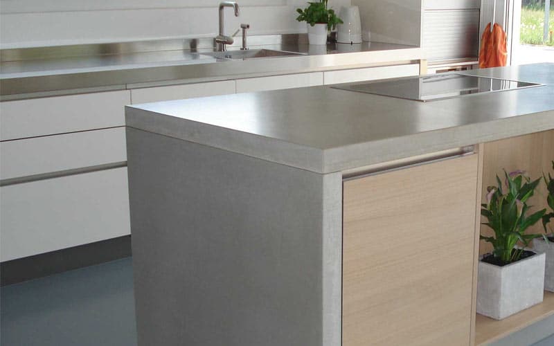 Concrete-Countertops-Waterfall-Leg