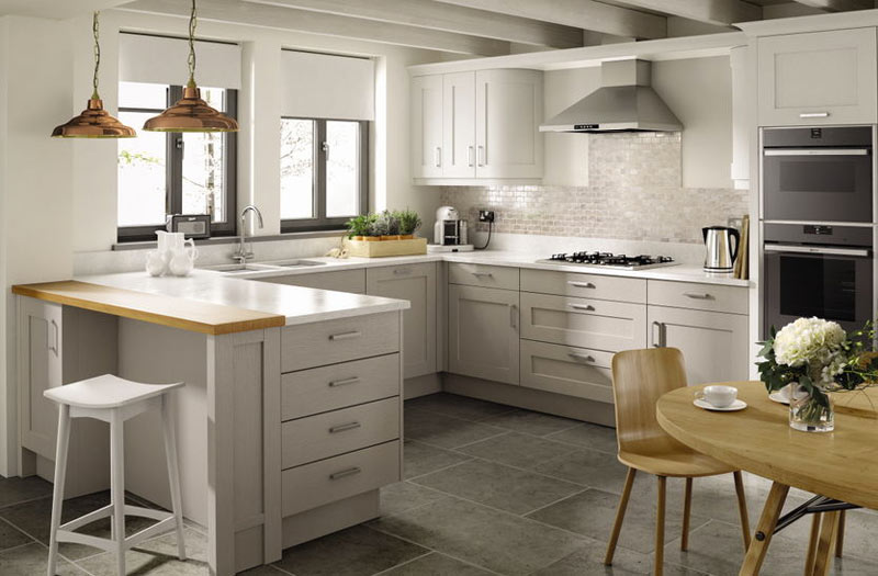 Peninsula-Kitchen-Layout-Second-Nature