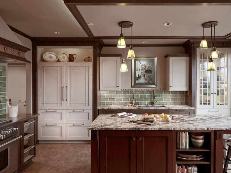 Traditional Kitchen Design with island Robin Rigby Fisher