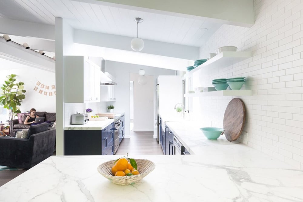 Transitional-Kitchen-Open-Shelves-Carrerra-marble-Blue-Brick-Homepolish