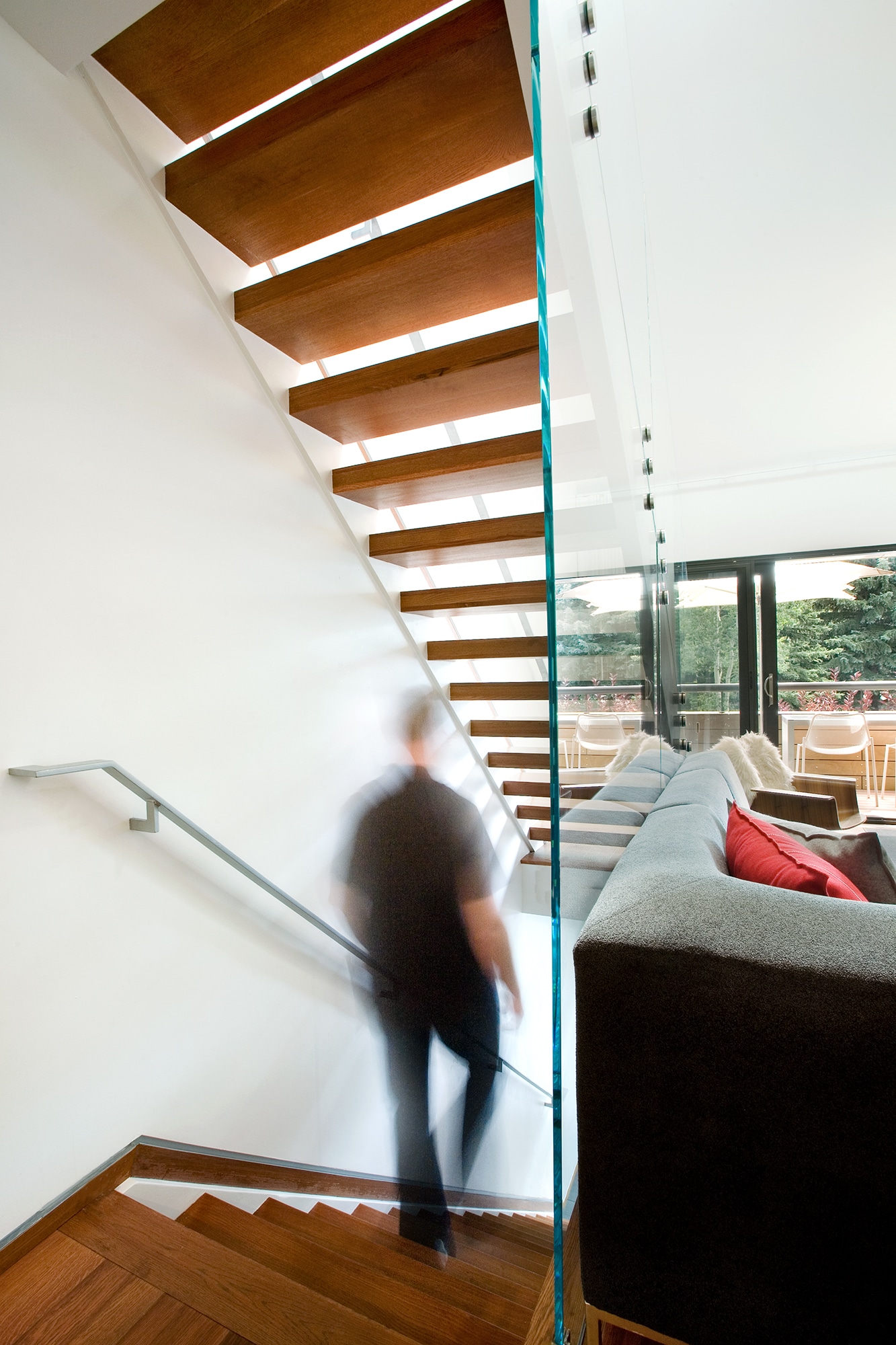 stairs-modern-floating-s2-architects