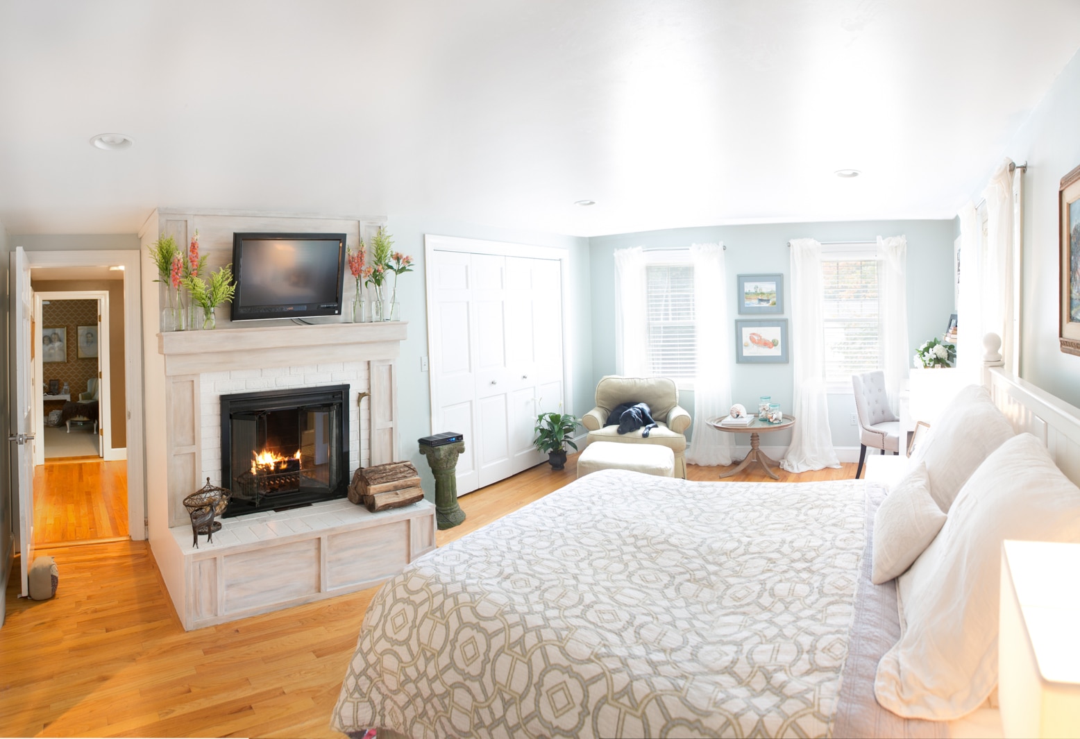 master-bedroom-decorating-ideas-fireplace-celia-bedilia
